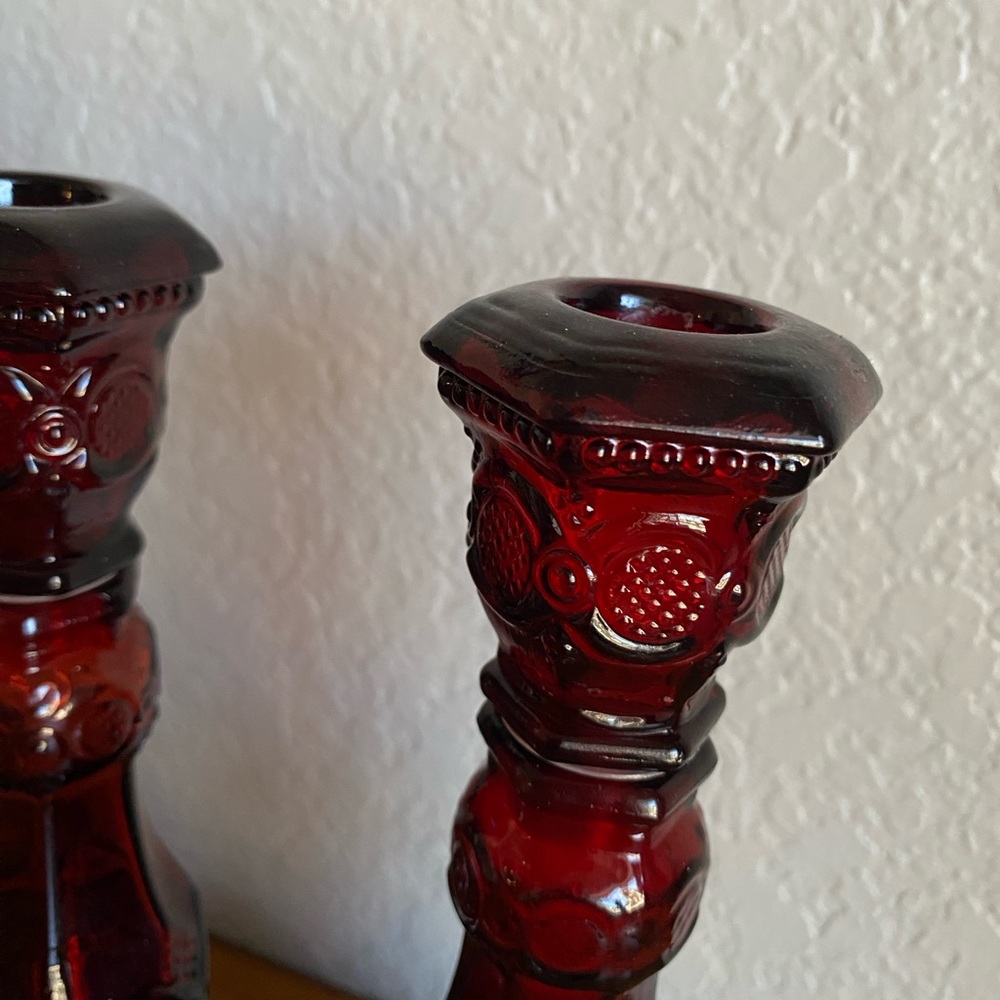 Avon Vintage 1876 Collection  Cape Cod Ruby Red Glass Candlesticks Set of 3 - Picture 5 of 9